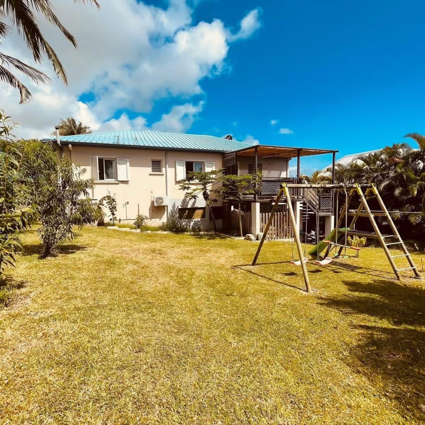 À VENDRE – Secteur Sainte-Anne  Villa d’exception F5 à Sainte-Anne – Chemin de Cap