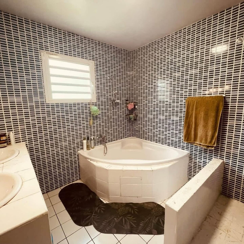À VENDRE – Secteur Sainte-Anne  Villa d’exception F5 à Sainte-Anne – Chemin de Cap