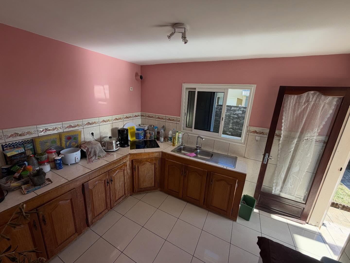 À VENDRE –  Rivière du Mât les Bas - Grande maison de 160 m² – Fort potentiel d’investissement