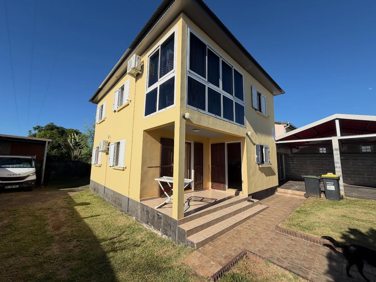 À VENDRE –  Rivière du Mât les Bas - Grande maison de 160 m² – Fort potentiel d’investissement