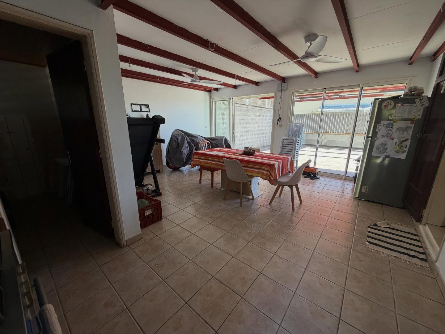 À VENDRE –  Rivière du Mât les Bas - Grande maison de 160 m² – Fort potentiel d’investissement