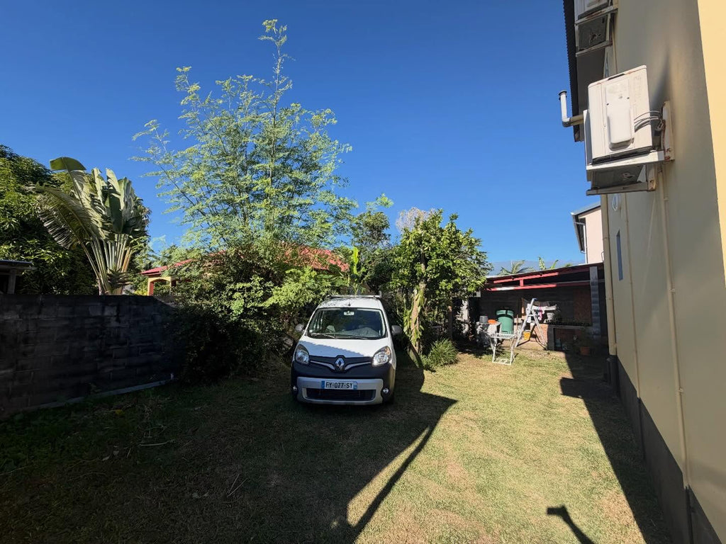 À VENDRE –  Rivière du Mât les Bas - Grande maison de 160 m² – Fort potentiel d’investissement