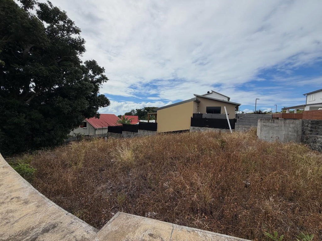 TERRAIN SAINTE MARIE A VENDRE - Secteur Terrain ELISA